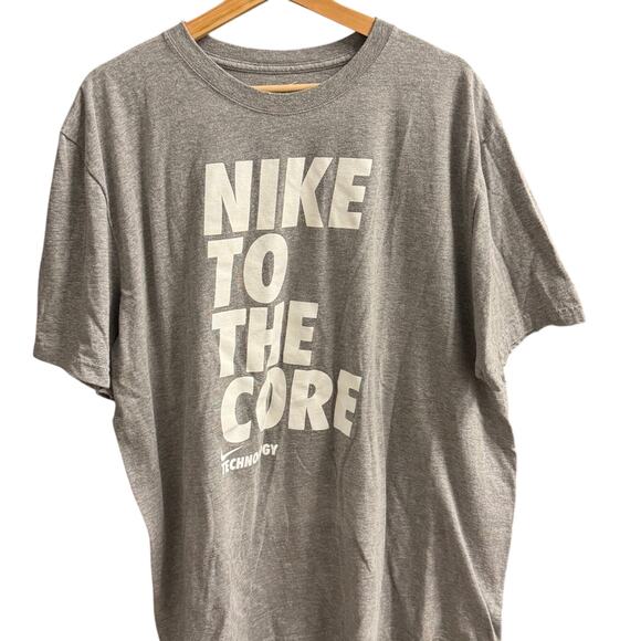 Nike To The Core Technology Size XXL - Picture 1 of 3